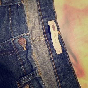 Woman’s Levi’s 524 Bootcut
